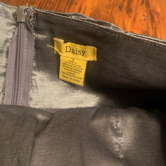 🦋💖Rare Daisy silver metallic dress flower accent neckline - Picture 4 of 9